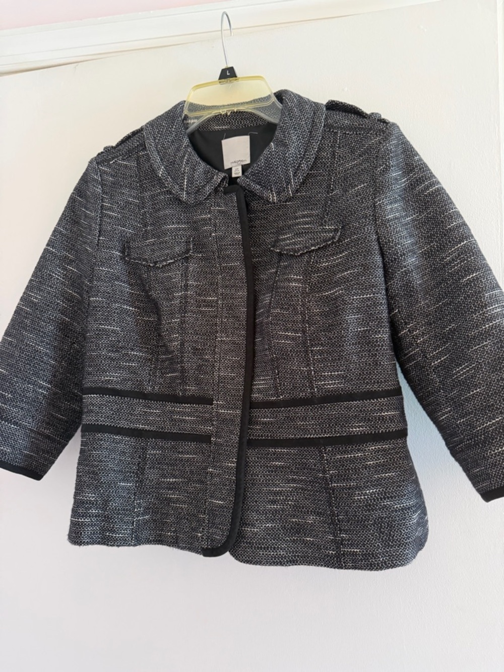 Halogen Textured Black & White Tweed Jacket with Contrast Trim and 3/4 sleeves